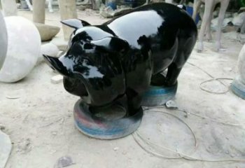 景區(qū)野豬雕塑，動(dòng)物小品雕塑，仿真彩繪擺件